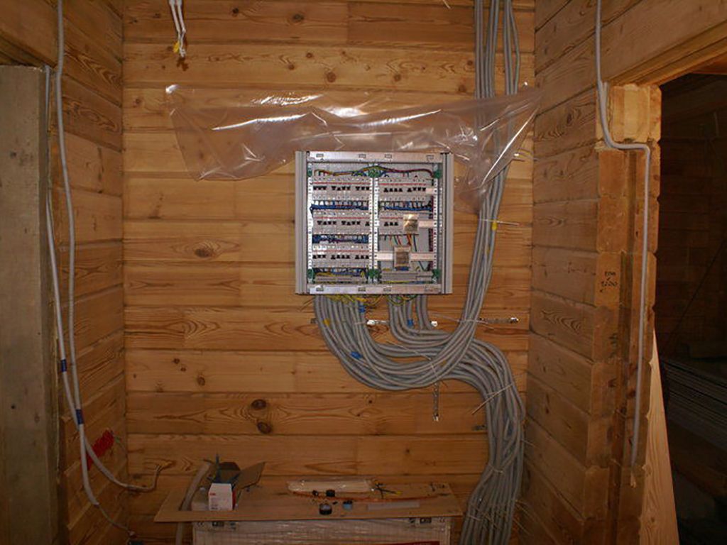 прокладка интернет кабеля в частном доме